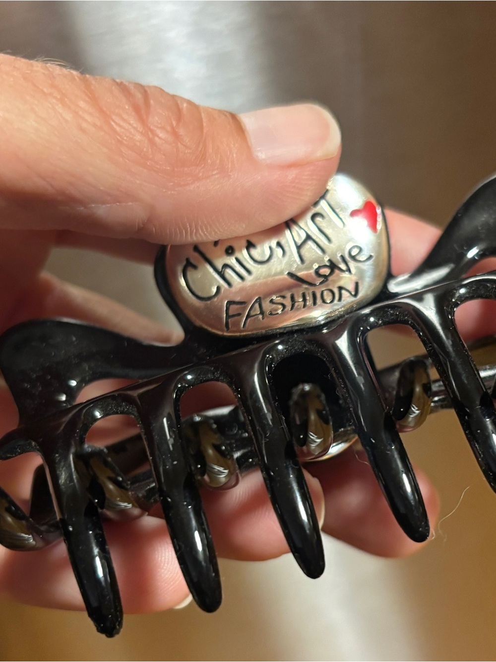 Retired BRIGHTON Fashionista Black Claw Clip Silver Heart CHIC ART LOVE FASHION - Picture 5 of 7